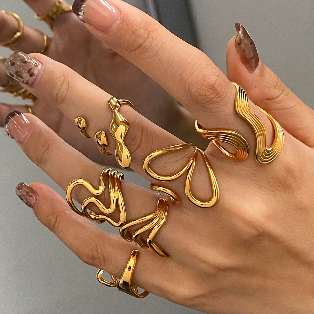 Line Shaped Open Ring
