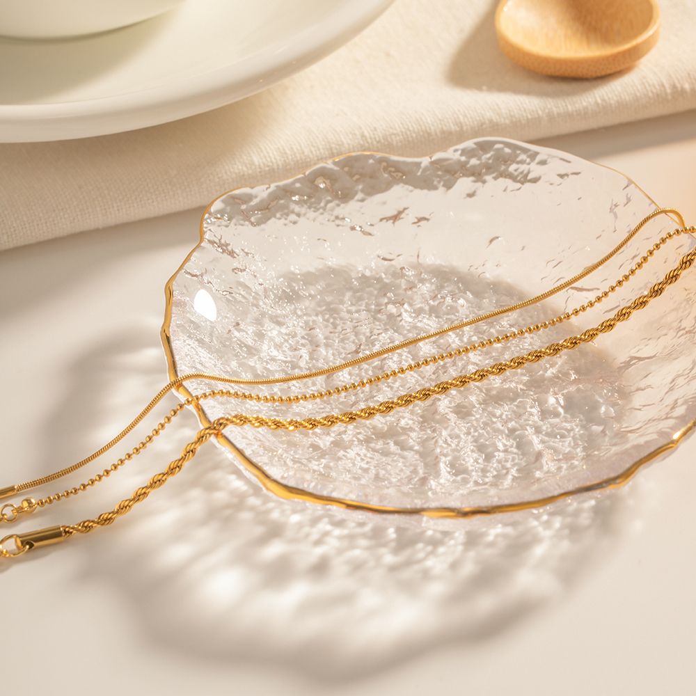 hin Twist Chain Bracelet