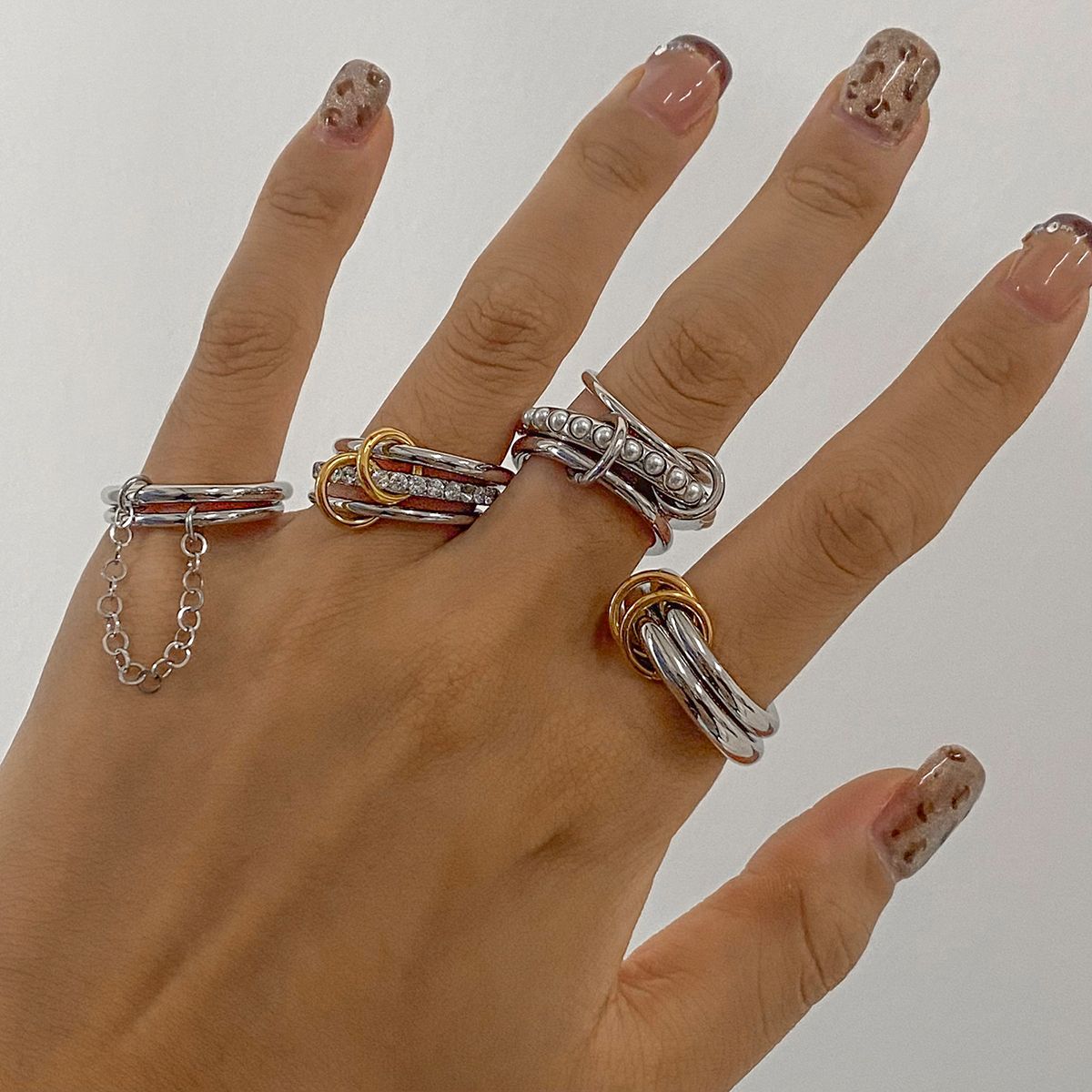 Irregular Wave Double Finger Ring