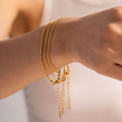 hin Twist Chain Bracelet