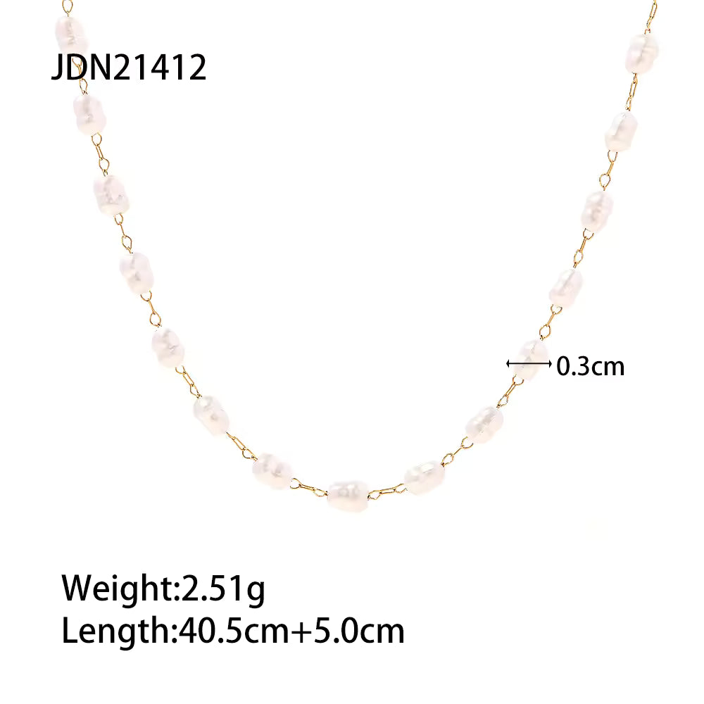 Retro Pearl Choker Necklace