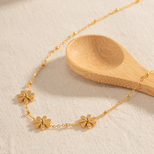 Rhinestone Flower Necklace