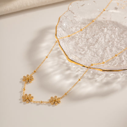 Rhinestone Flower Necklace