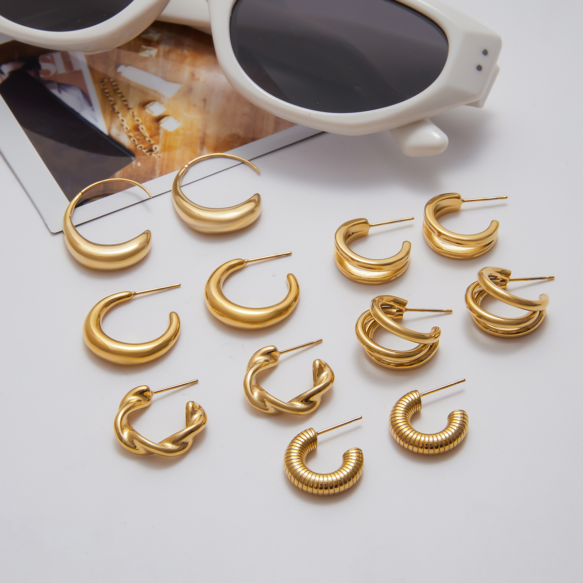C-Ring Hollow Earring