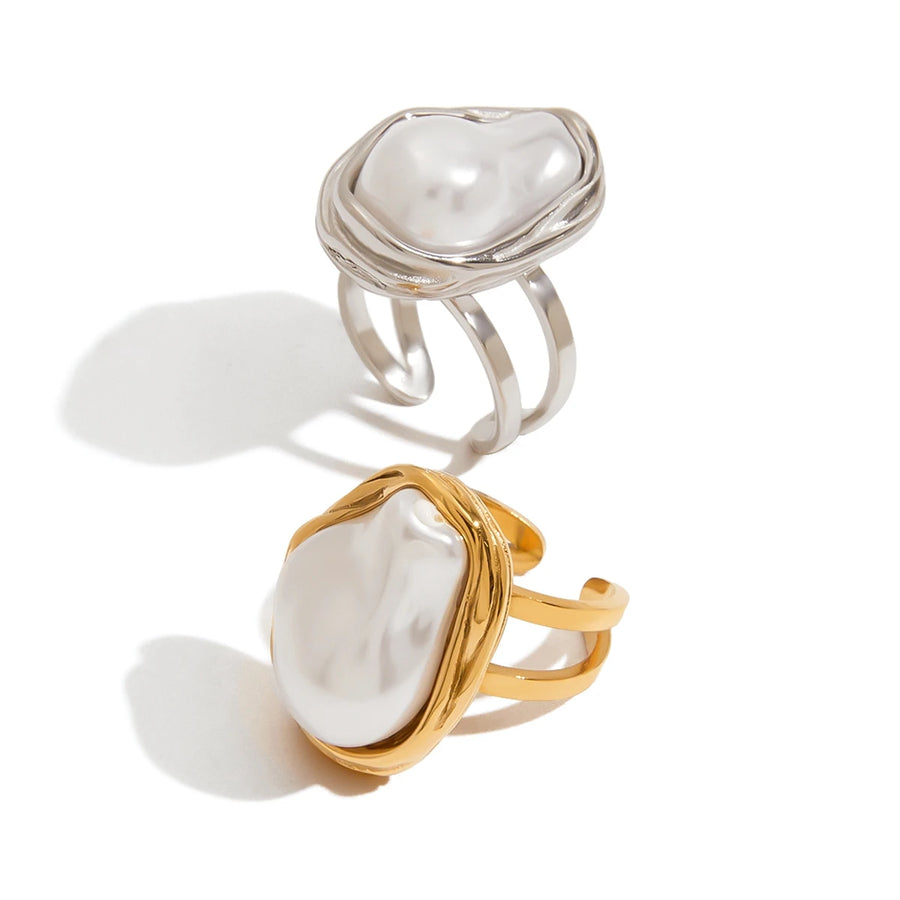 Irregular Pearl Statement Ring – Gold & Silver