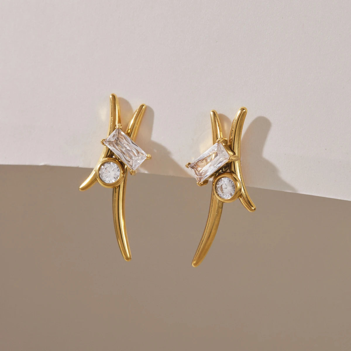 Zircon Cuff Earring