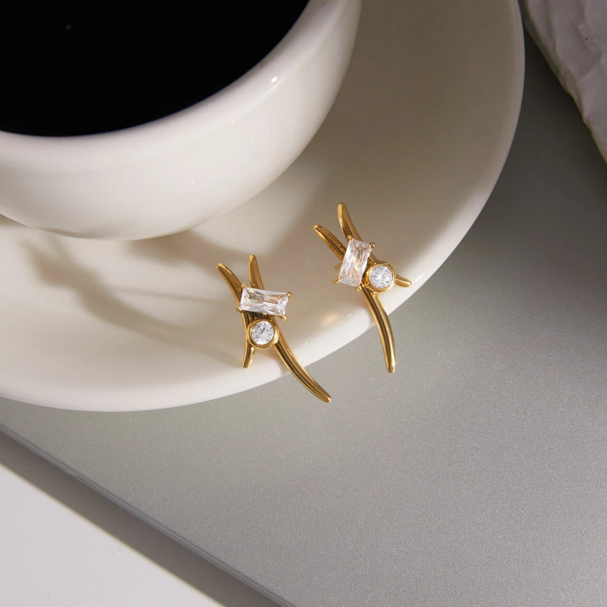 Zircon Cuff Earring