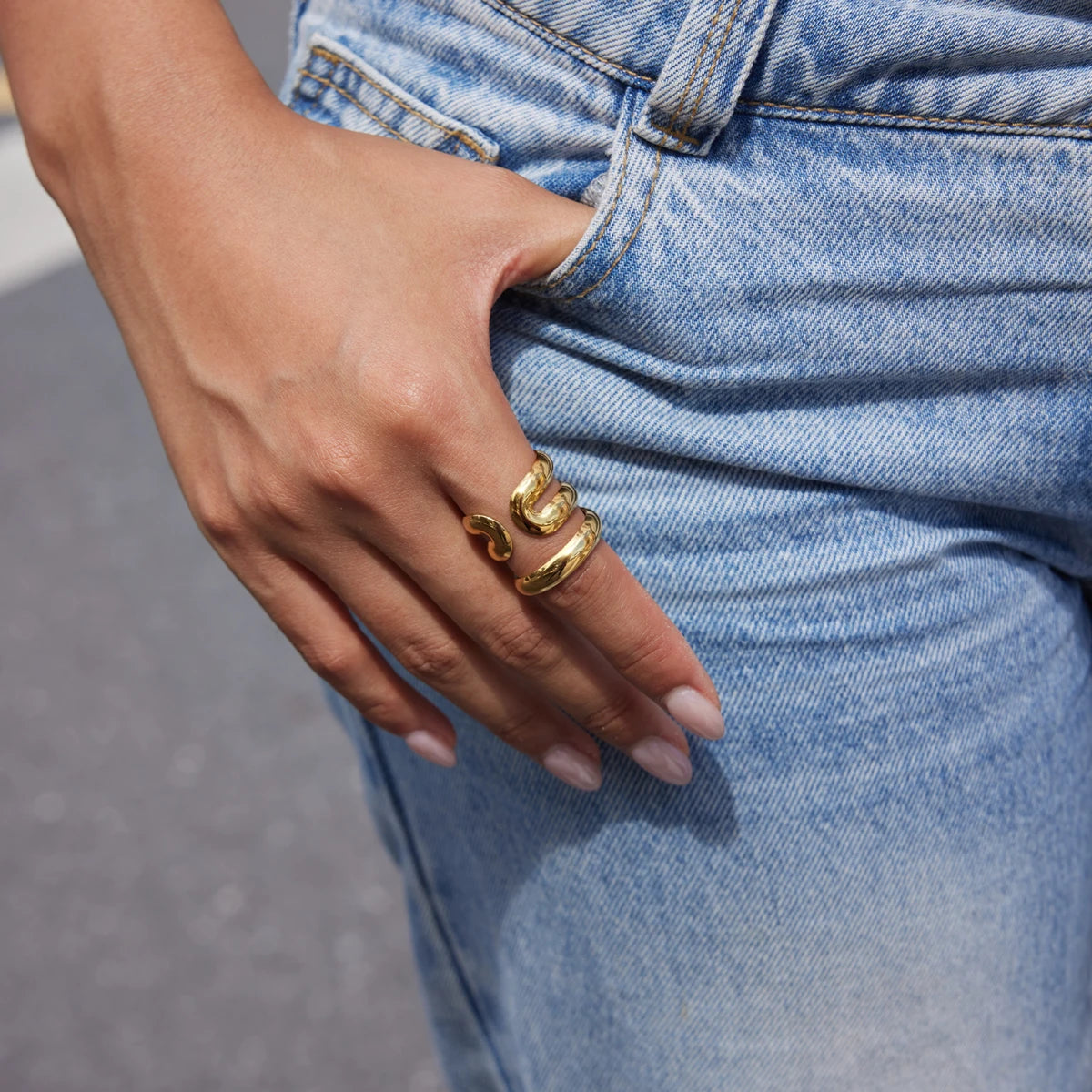 Cross Asymmetric Open Ring