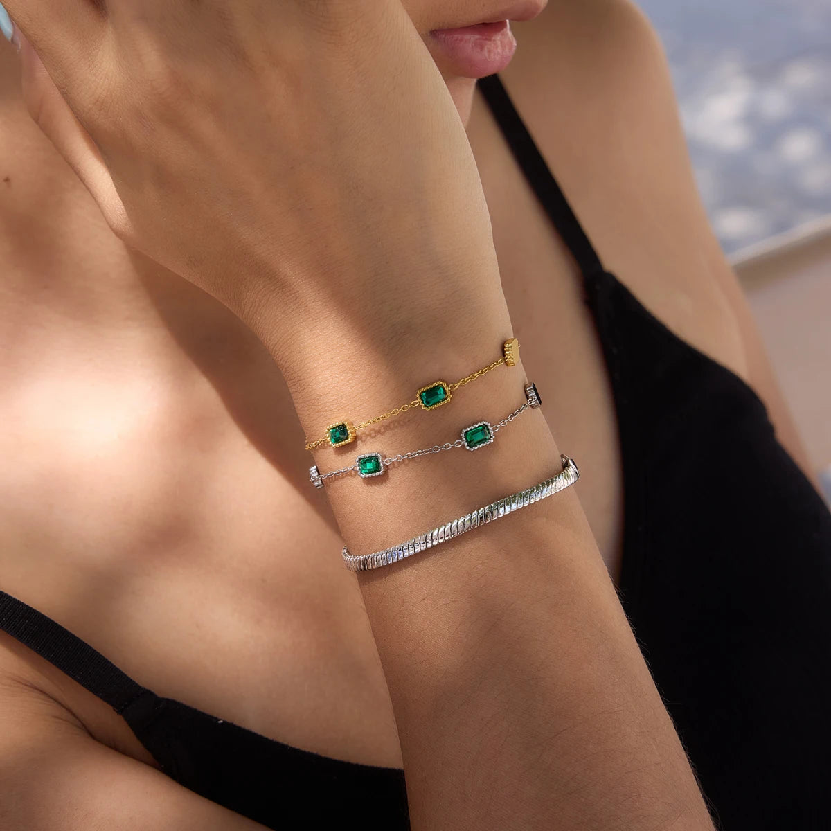 hin Twist Chain Bracelet