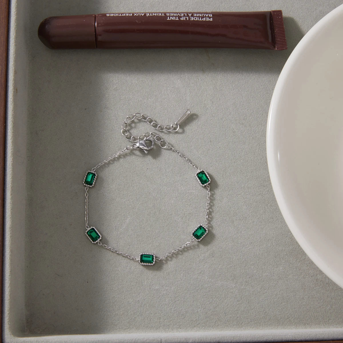 hin Twist Chain Bracelet