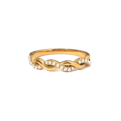 Pearl Twist Ring